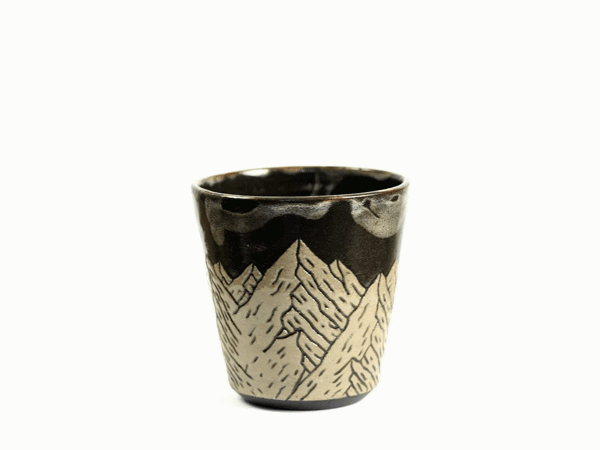 Berge-Becher